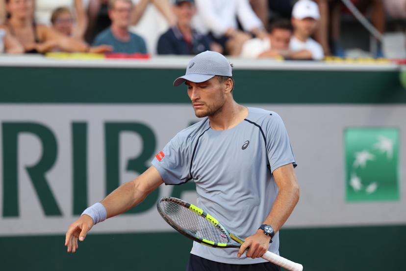 Belgian Raphael Collignon reacts during a third round match between Italian Arnaldi and Belgian Collignon, in the men's singles at the Roland Garros French Open tennis tournament, in Paris, France, Saturday 30 May 2026. This year's tournament takes place from 18 May to 07 June. BELGA PHOTO VIRGINIE LEFOUR