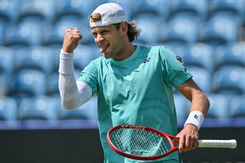 Belgium's Zizou Bergs celebrates after a point against France's Ugo Humbert during their men's final tennis match on day seven of the Lexus Eastbourne Open at Devonshire Park, Eastbourne, on the south coast of England on June 28, 2026.  Glyn KIRK / AFP