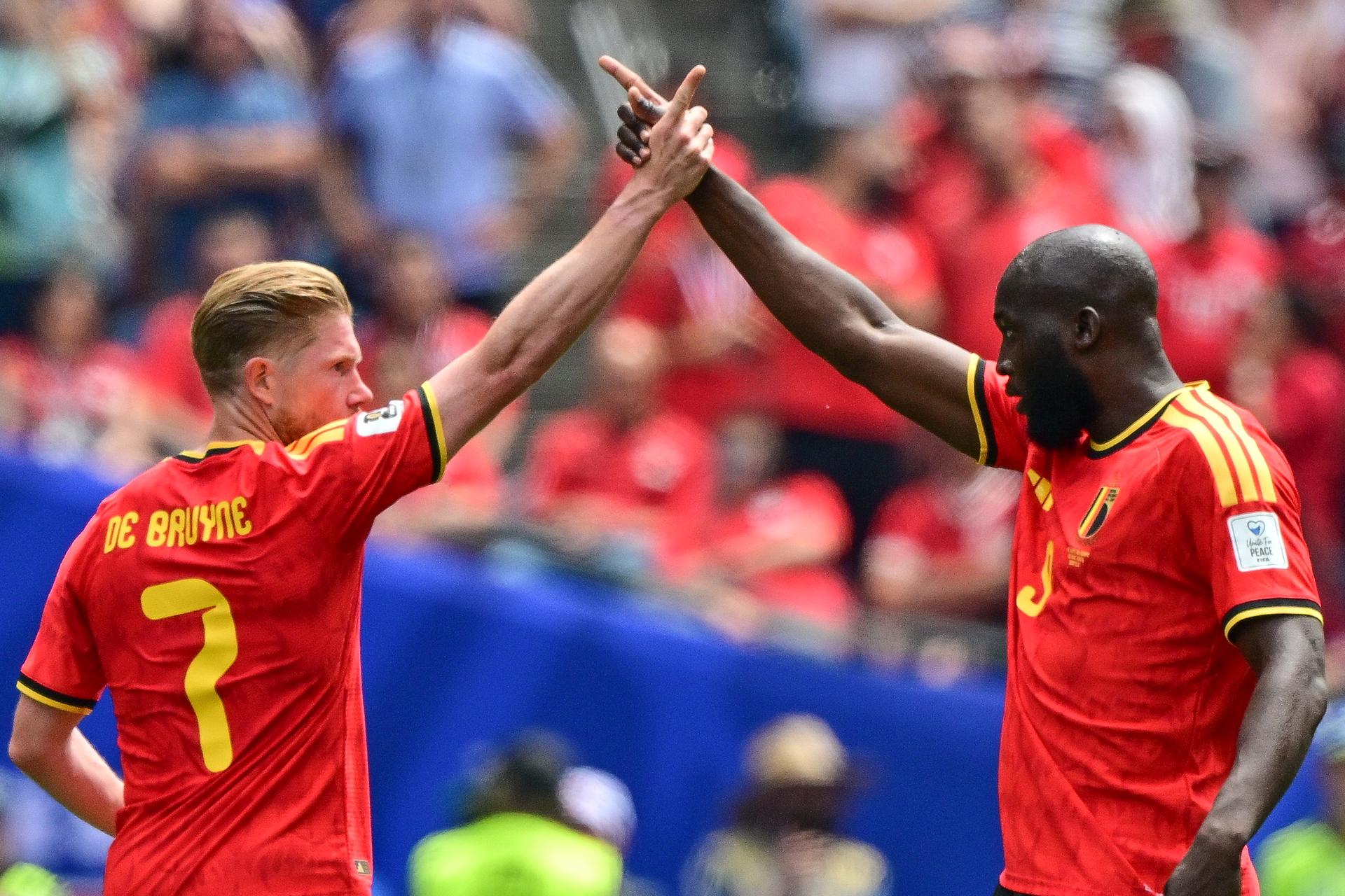 Belgium's Kevin De Bruyne and Belgium's Romelu Lukaku celebrate during a soccer game between Belgian national team Red Devils and Egypt, on Monday 15 June 2026 in Seattle, the first game in the group stage of the FIFA World Cup 2026 in the United States of America. The Diables Rouges - Rode Duivels were drawn into Group G. BELGA PHOTO DIRK WAEM