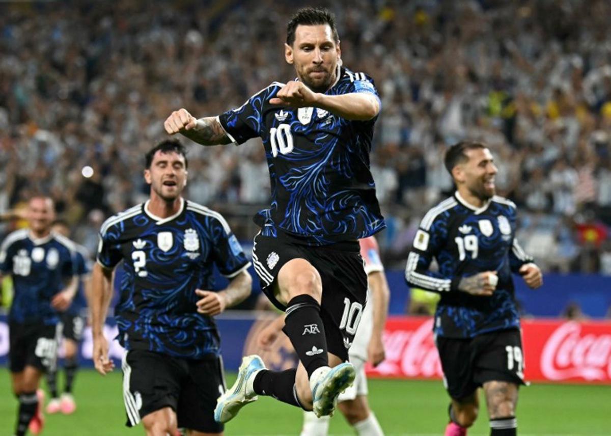 Argentina's forward #10 Lionel Messi celebrates scoring his team's third goal during the 2026 World Cup Group J football match between Jordan and Argentina at the Dallas Stadium in Arlington on June 27, 2026.   Paul ELLIS / AFP
