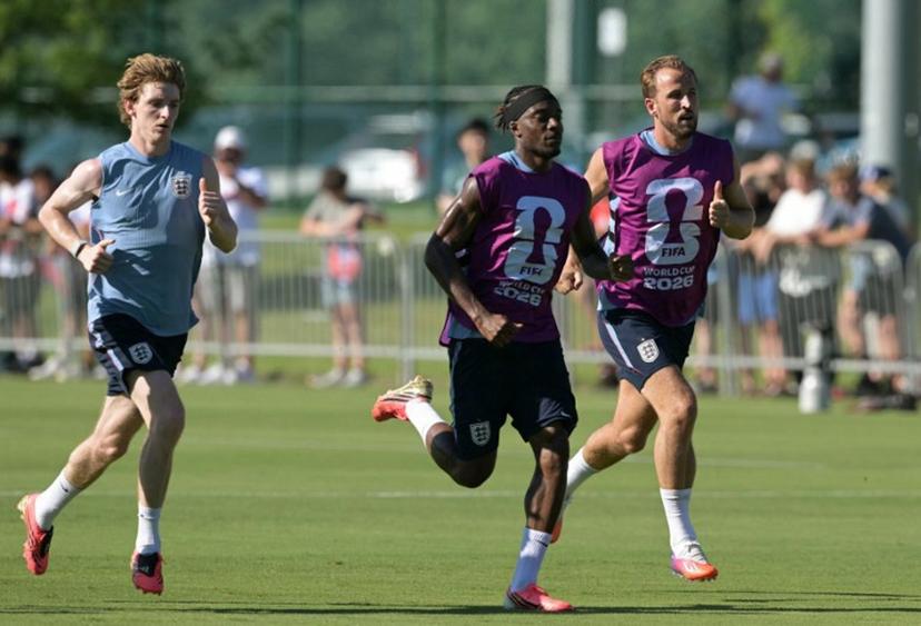 (From L) England's forward #18 Anthony Gordon, England's forward #20 Noni Madueke and England's forward #09 Harry Kane take part in a training session ahead of England's 2026 World Cup football tournament Group L football match against Croatia at Swope Soccer Village in Kansas City on June 13, 2026.   JUAN MABROMATA / AFP