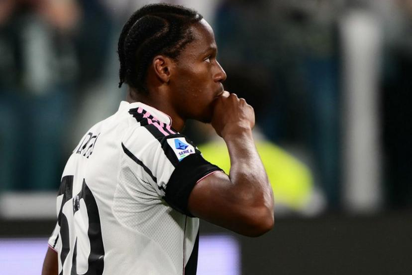Juventus' Canadian forward #30 Jonathan David celebrates scoring his team's first goal during the Italian Serie A football match between Juventus and Bologna at the Allianz stadium in Turin, on April 19, 2026.  Marco BERTORELLO / AFP