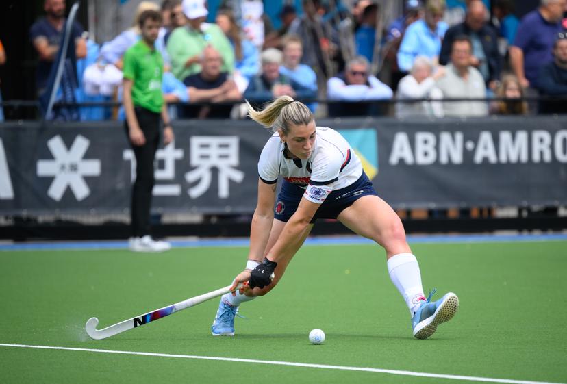 Dragon's Valerie Magis pictured during a hockey game between Braxgata and Dragons, Saturday 17 May 2025 in Boom, in the semi-finals of the playoffs in the Belgian Hockey League women during the 2024-2025 season. BELGA PHOTO JOHN THYS