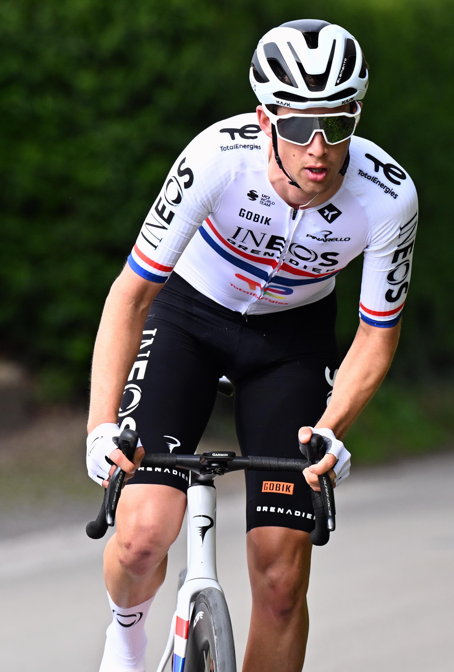 British Samuel Watson of INEOS Grenadiers pictured in action during the men elite race of the 'Dwars Door Vlaanderen' cycling event, 184,6km from Roeselare to Waregem, Wednesday 01 April 2026. BELGA PHOTO POOL TOMAS SISK