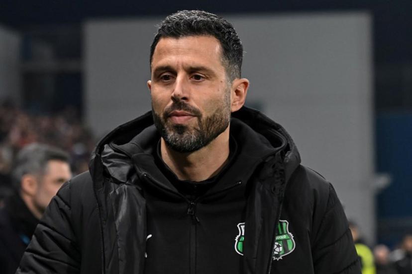 Sassuolo's Italian head coach, Fabio Grosso looks on ahead of the Italian Serie A football match between Sassuolo and Inter Milan at the Mapei Stadium in Reggio Emilia, Italy on February 8, 2026  Piero CRUCIATTI / AFP