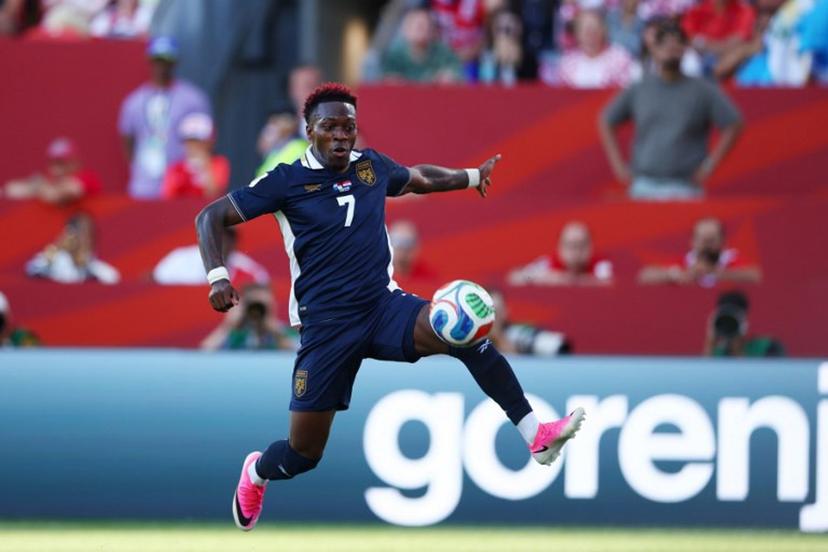 Panama's midfielder #07 Jose Luis Rodriguez controls the ball during the 2026 World Cup Group L football match between Panama and Croatia at the Toronto Stadium in Toronto on June 23, 2026.   Cole Burston / AFP