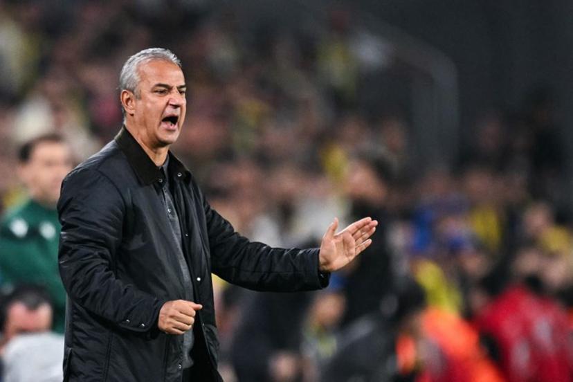 Fenerbahce's Turkish coach Ismail Kartal reacts during the UEFA Champions League first round day 3 football match between Fenerbahce and Slavia Prague at the Fenerbahce Sukru Saracoglu Spor Kompleksi stadium in Istanbul on October 20, 2026.  Ozan KOSE / AFP