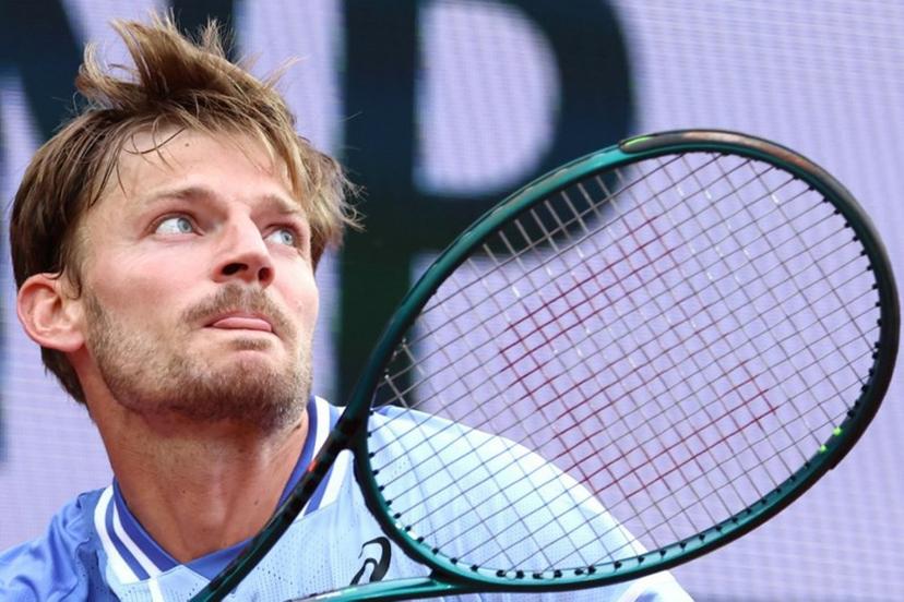 Belgium's David Goffin looks on during his men's singles match against Germany's Alexander Zverev on Court Suzanne-Lenglen on day five of the French Open tennis tournament at the Roland Garros Complex in Paris on May 30, 2024.  EMMANUEL DUNAND / AFP