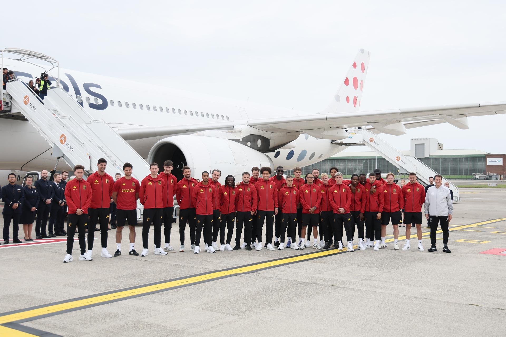 Belgium's players pictured at the departure of Belgian national soccer team the Red Devils from Brussels Airport, Monday 08 June 2026, in Zaventem. The Red Devils fly to their base camp in Seattle for the FIFA World Cup 2026 which is held in the United States, Canada and Mexico. BELGA PHOTO BRUNO FAHY
