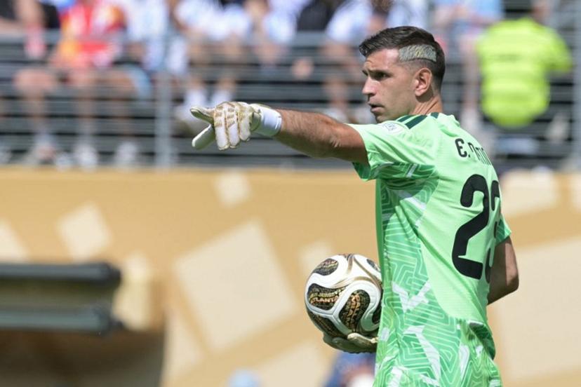 Argentina's goalkeeper #23 Emiliano Martinez gestures after making a save during the 2026 World Cup football tournament final match between Spain and Argentina at the New York/New Jersey Stadium in East Rutherford on July 19, 2026.   JUAN MABROMATA / AFP
