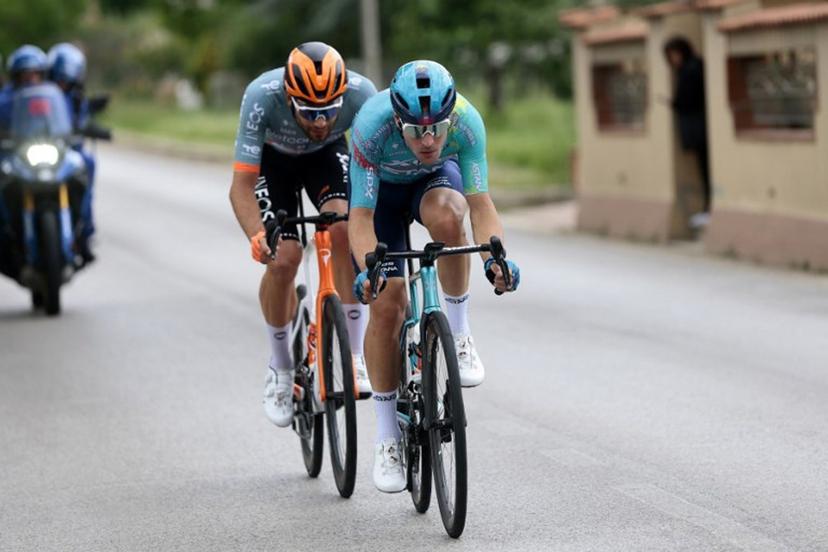 INEOS Grenadiers Italian rider Filippo Ganna (front) and XDS Astana Team Italian rider Alberto Bettiol ride during their breakaway during the 8th stage of the Giro d'Italia 2026 - Tour of Italy cycling race between Chieti and Fermo, central Italy on May 16, 2026.  Luca Bettini / AFP