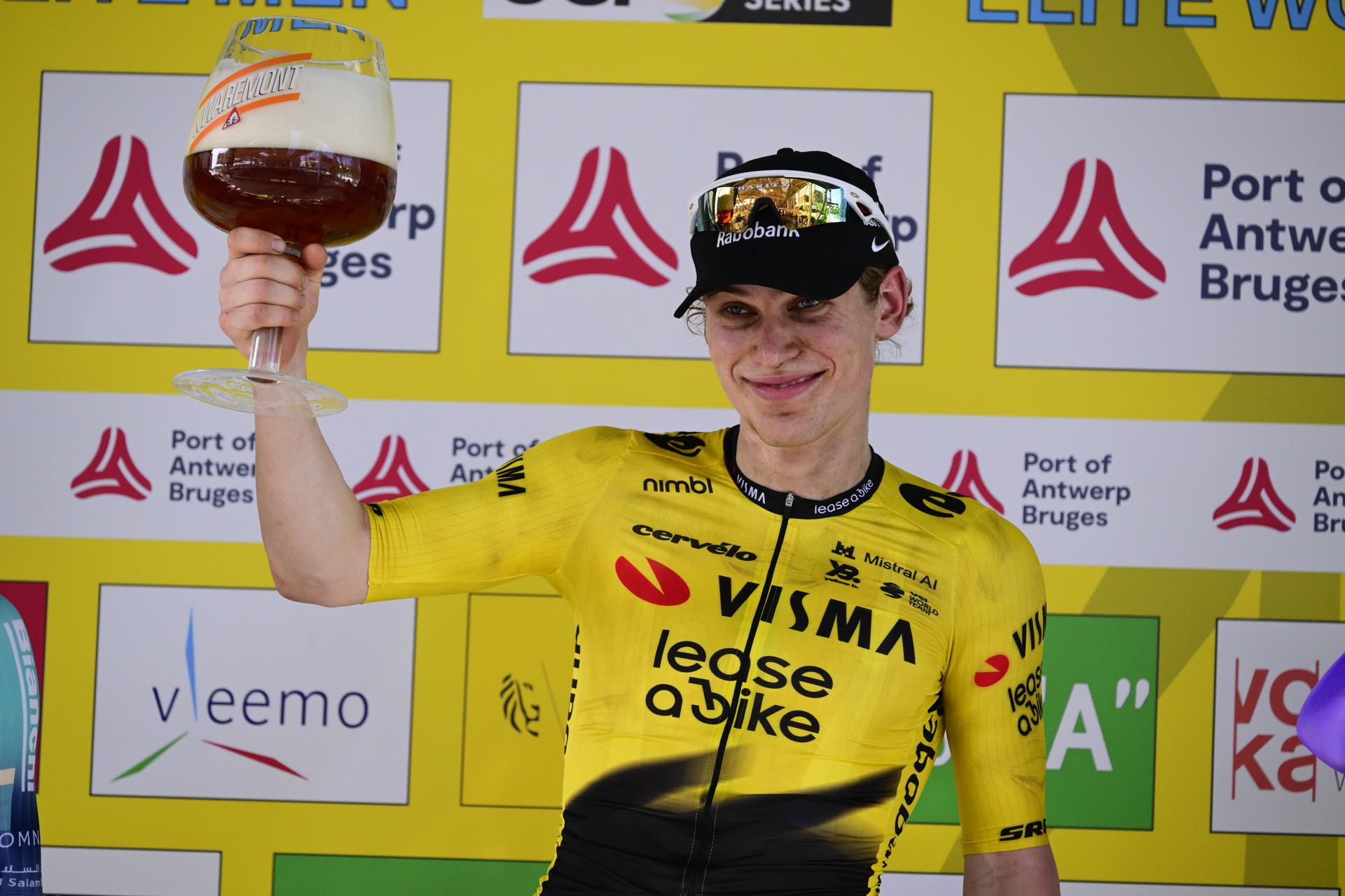 Norwegian Per Strand Hagenes of Team Visma-Lease a Bike pictured on the podium after winning the 'Antwerp Port Epic men's elite one day cycling race, 196,4 km in and around Antwerp, Monday 25 May 2026.  BELGA PHOTO TOM GOYVAERTS