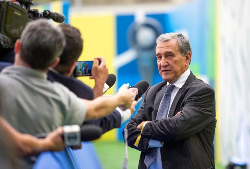 FILES) Former Brazilian national team coach and World Champion (1994) Carlos Alberto Parreira attends the inauguration ceremony of Brazilian Football Confederation (CBF) new president Rogerio Caboclo (out of frame), at the CBF headquarters in Barra da Tijuca, Rio de Janeiro, Brazil on April 9, 2019.  Former coach Carlos Alberto Parreira, who led Brazil to World Cup glory in the United States in 1994, is in intensive care and is on respiratory support, the hospital in Rio de Janeiro where he is being treated reported on June 18, 2026. Douglas Shineidr / AFP