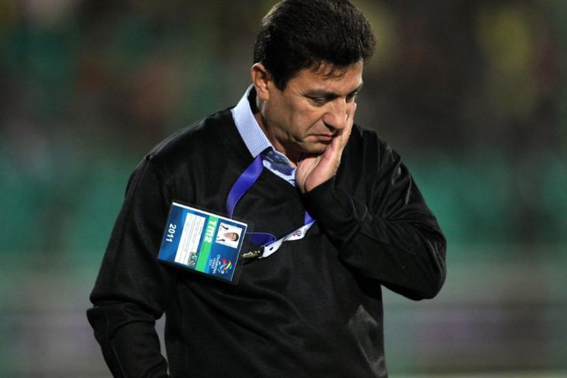 Amir Ghalenoei, coach of Iran's Sepahan, gestures during their AFC Champions League group A football match against Saudi Arabia's Al-Hilal at Foolad Shahr Stadium in Isfahan on May 4, 2011. AFP PHOTO/STR
