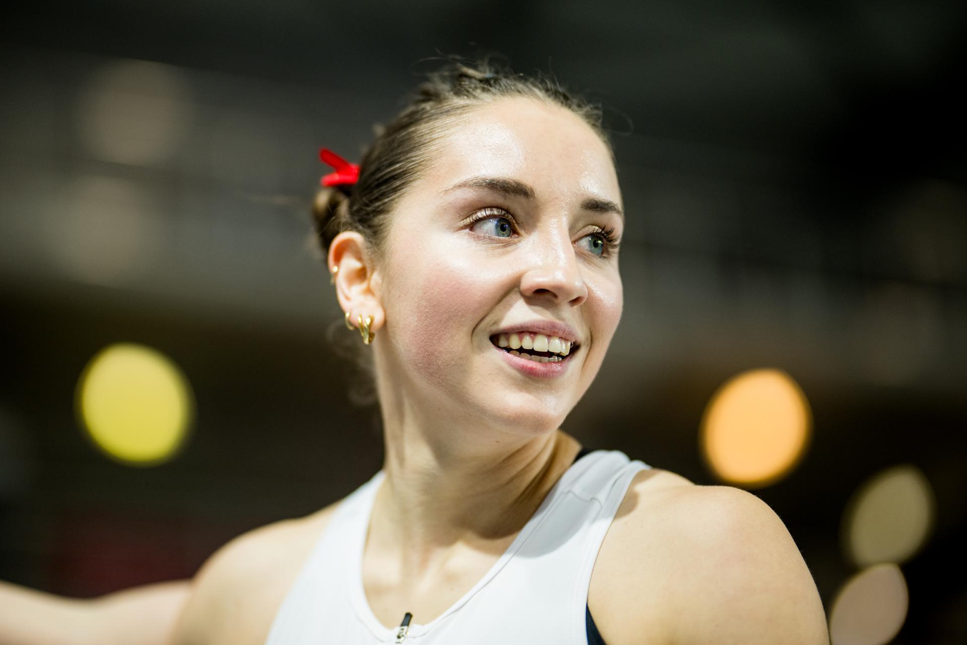 Belgian Noor Koekelkoren celebrates after winning the Belgian indoor athletics championships, on Sunday 23 February 2025 in Gent. BELGA PHOTO JASPER JACOBS