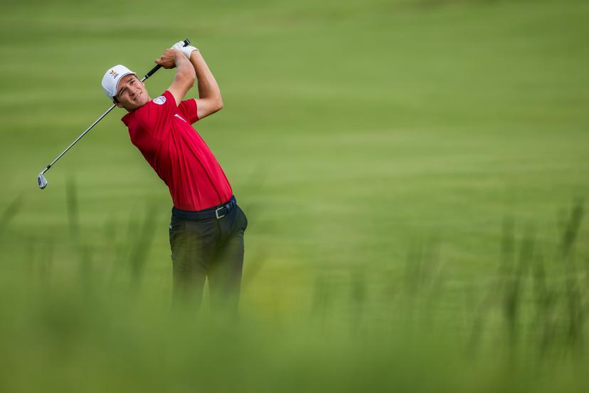 240804 Adrien Dumont de Chassart of Belgium during the final round of the men's individual stroke play golf during day 9 of the Paris 2024 Olympic Games on August 4, 2024 in Paris.  Photo: Petter Arvidson / BILDBYRÅN / kod PA / PA0861 golf olympic games olympics os ol olympiska spel olympiske leker paris 2024 paris-os paris-ol bbeng sweden sverige grappa33 BENELUX ONLY