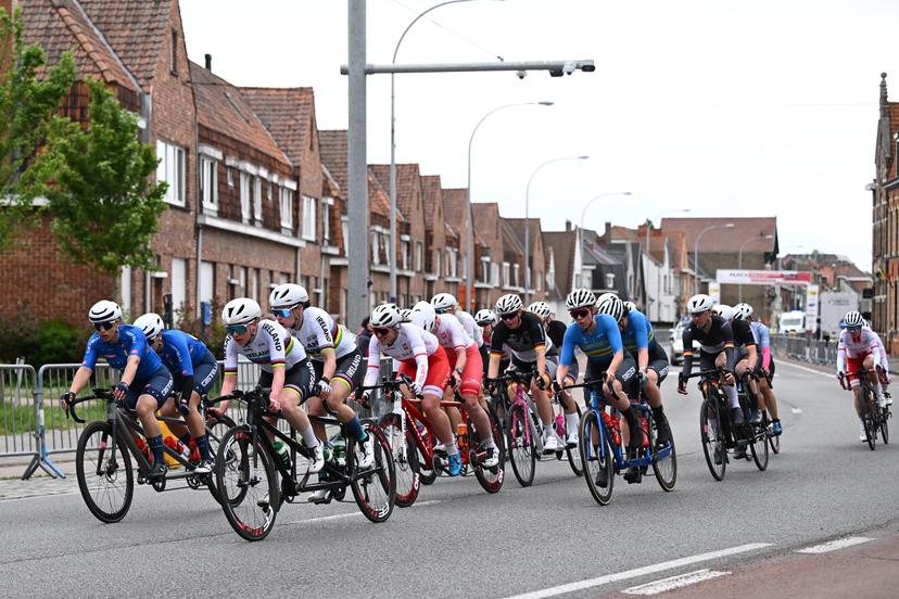 Illustration picture shows the pack of riders during the WB race at the road races at the UCI Para-Cycling Road World Cup event, Sunday 04 May 2025, in Brugge. The UCI Para-Cycling Road World Cup takes place from 01 to 04 May in Oostende and Brugge. BELGA PHOTO LUC CLAESSEN