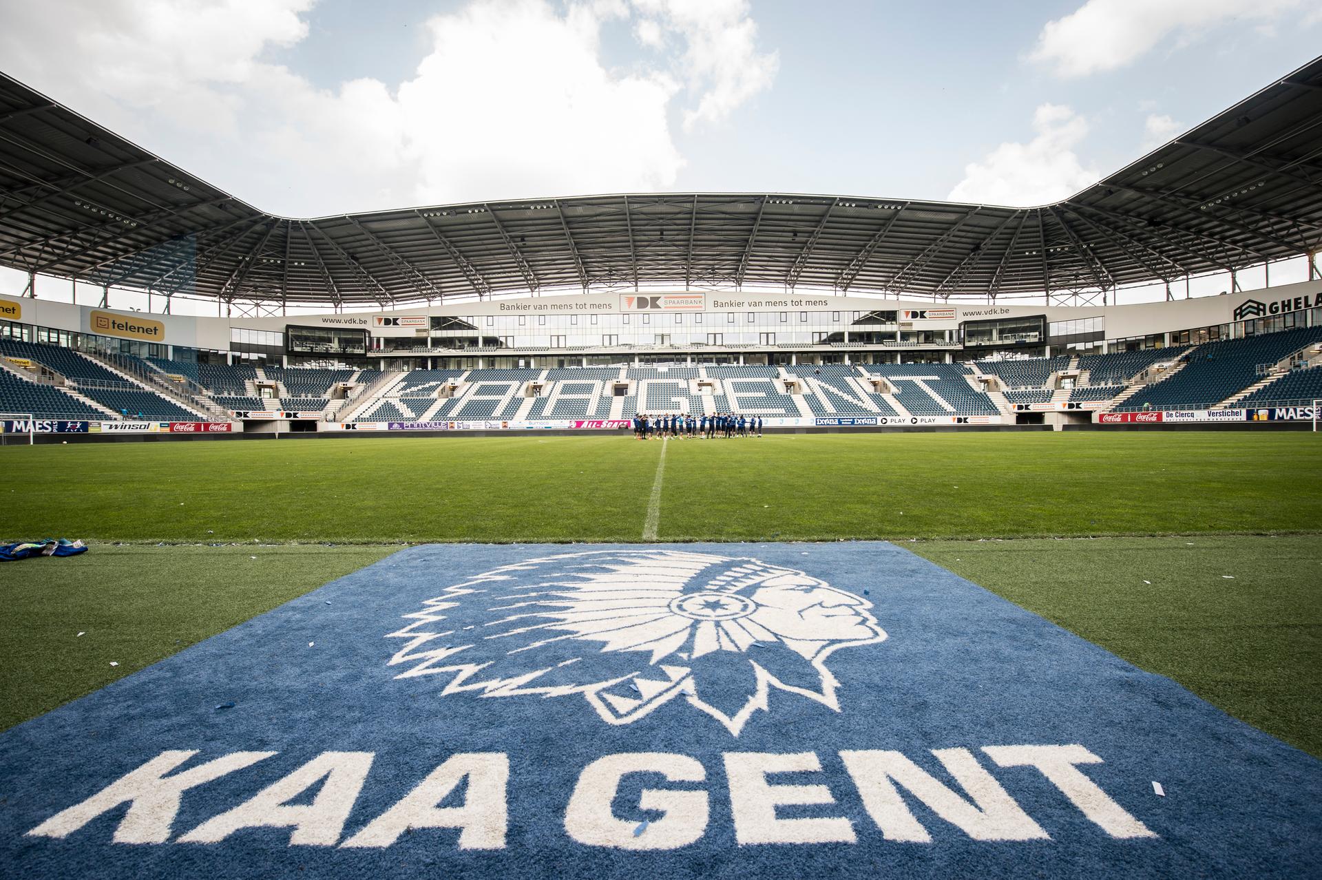 20150522 - GENT, BELGIUM: Illustration picture shows Gent's logo on the field during a training session at the Ghelamco Arena as KAA Gent became champion for the first time after winning Yesterday the Jupiler Pro League match between KAA Gent and Standard de Liege, Friday 22 May 2015 in Gent, on the ninth day of the Play-off 1. BELGA PHOTO JASPER JACOBS