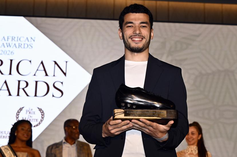 Ebony Shoe winner Zakaria El Ouahdi pictured during the closing moment of the Younited Pro League charity action the 2026 edition of the 'Gala of the Ebony Shoe' soccer trophy in Brussels, Monday 04 May 2026. The Ebony Shoe award is given to the best African player or player of African descend in the Jupiler Pro League Belgian first division soccer competition. BELGA PHOTO ERIC LALMAND