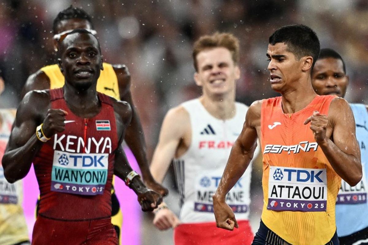 Kenya's Emmanuel Wanyonyi (L) and Spain's Mohamed Attaoui compete in the men's 800m semi-final during the World Athletics Championships in Tokyo on September 18, 2025.  Jewel SAMAD / AFP