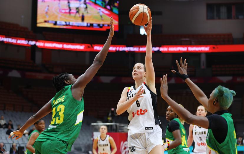 Mali's Sika Kone and Belgium's Antonia Delaere fight for the ball during a basket game between Belgium's national team Belgian Cats and Mali, in Wuhan, China, on Saturday 14 March 2026, the third game (out of 5) of the qualifications phase for the World Cup Basket tournament. BELGA PHOTO NIKOLA KRSTIC
