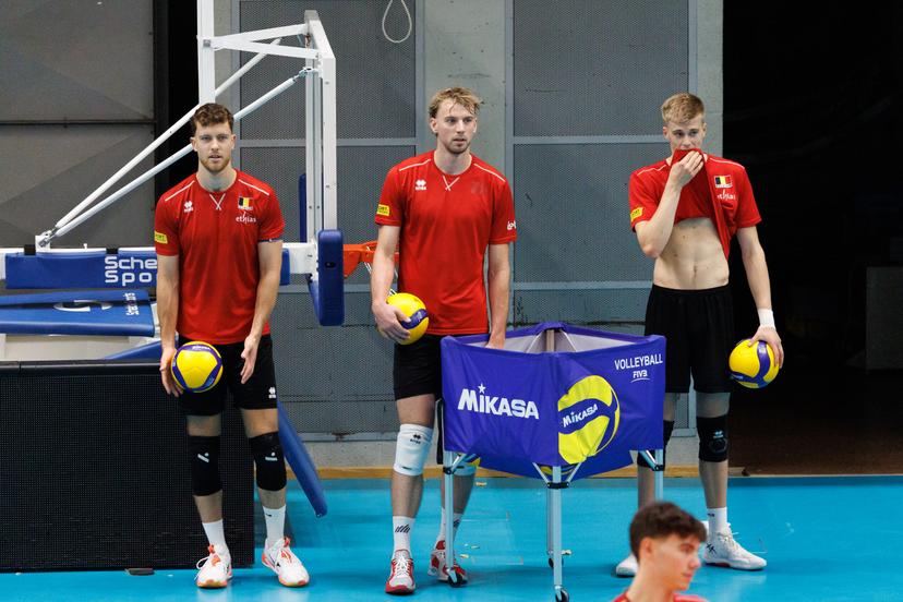 Belgium's players pictured in action during the media day of the Red Dragons, Belgian national men's volleyball team, ahead of the World Championship, in Roeselare, on Thursday 04 September 2025. The FIVB 2025 Volleyball World Championship take place from 12 to 28 September in the Philippines. BELGA PHOTO KURT DESPLENTER