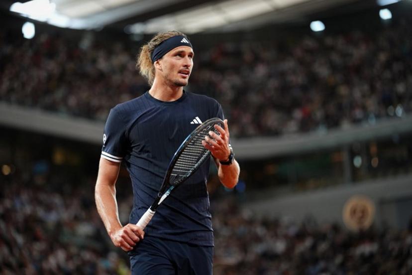 Germany's Alexander Zverev reacts to a point against Spain's Rafael Jodar during their men's quarter final singles match on day 10 of the French Open tennis tournament on Court Philippe-Chatrier at the Roland-Garros Complex in Paris on June 2, 2026.  Dimitar DILKOFF / AFP