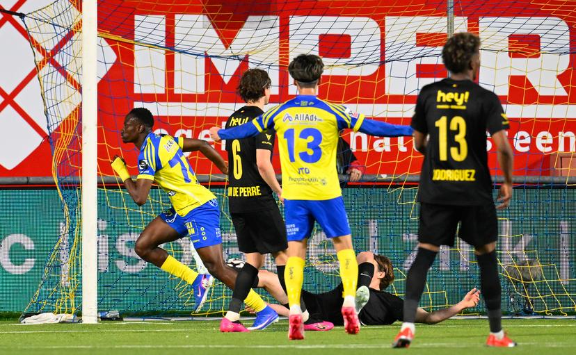 STVV's Oumar Diouf celebrates during a soccer match between Sint-Truiden VV and Royale Union Saint-Gilloise, Saturday 02 May 2026 in Sint-Truiden, on the sixth day of the Champion's Play-offs of the 2025-2026 'Jupiler Pro League' first division of the Belgian championship. BELGA PHOTO JOHN THYS