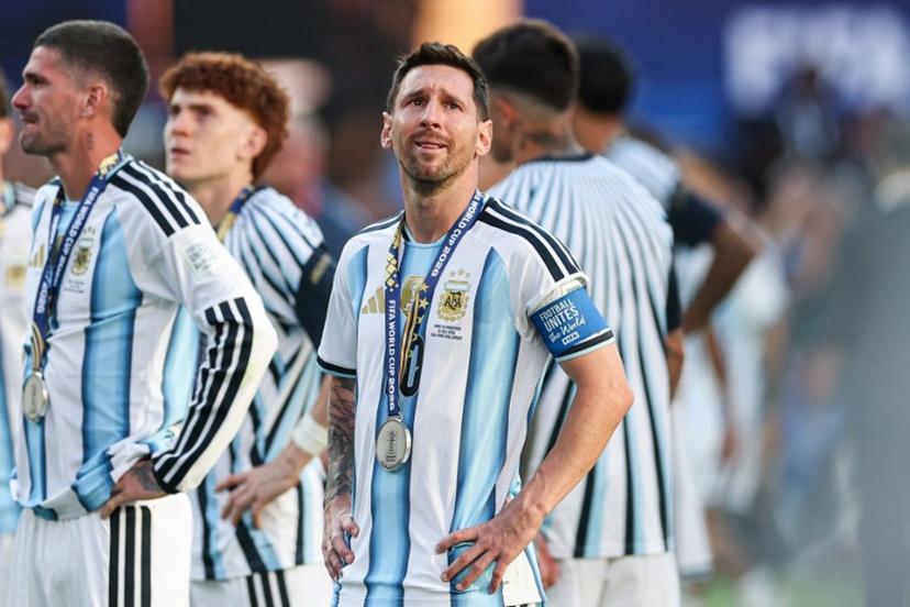 Argentina's forward #10 Lionel Messi reacts after losing the 2026 World Cup football tournament final match between Spain and Argentina at the New York/New Jersey Stadium in East Rutherford on July 19, 2026.   PATRICIA DE MELO MOREIRA / AFP