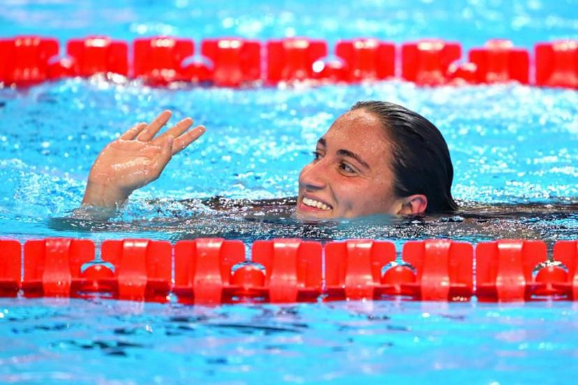 Italy's swimmer Simona Quadarella celebrates finishing second in the final of the women's 1500m freestyle swimming event during the 2025 World Aquatics Championships in Singapore on July 29, 2025.  François-Xavier MARIT / AFP