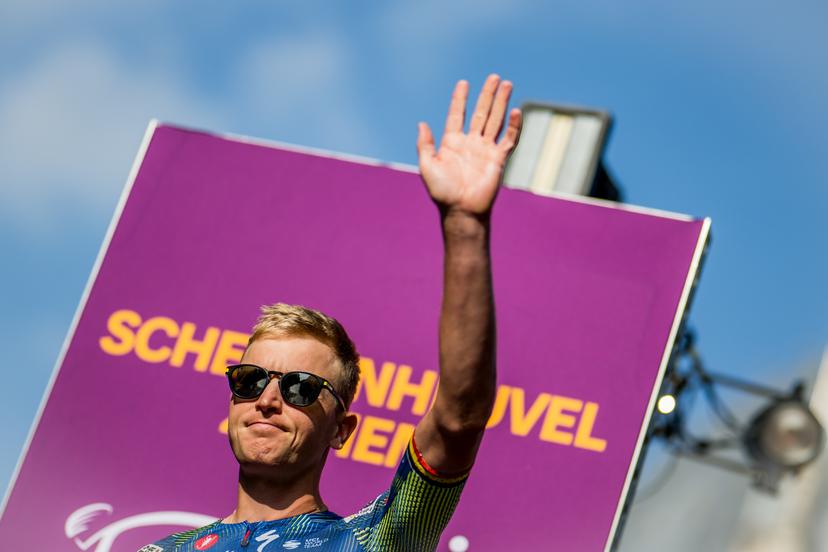 Belgian Tim Merlier of Soudal Quick-Step pictured during the team presentation ahead of the Baloise Belgium Tour cycling race, in Scherpenheuvel-Zichem, Tuesday 16 June 2026. The Baloise Belgium Tour takes place from 17 to 21 June. BELGA PHOTO JASPER JACOBS