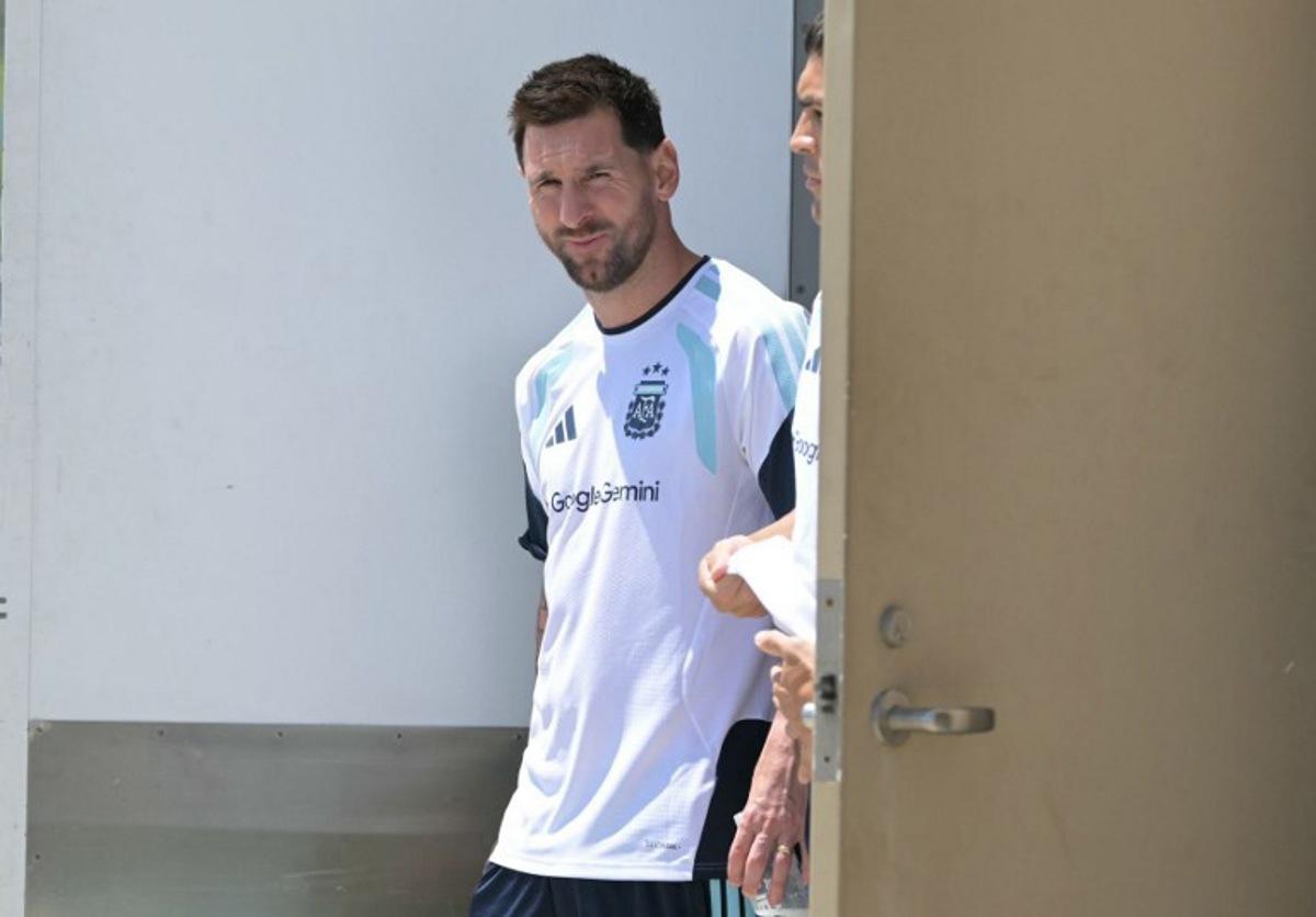 Argentina's forward #10 Lionel Messi arrives for a training session at Sporting KC Training Centre in Kansas City on June 17, 2026.  JUAN MABROMATA / AFP