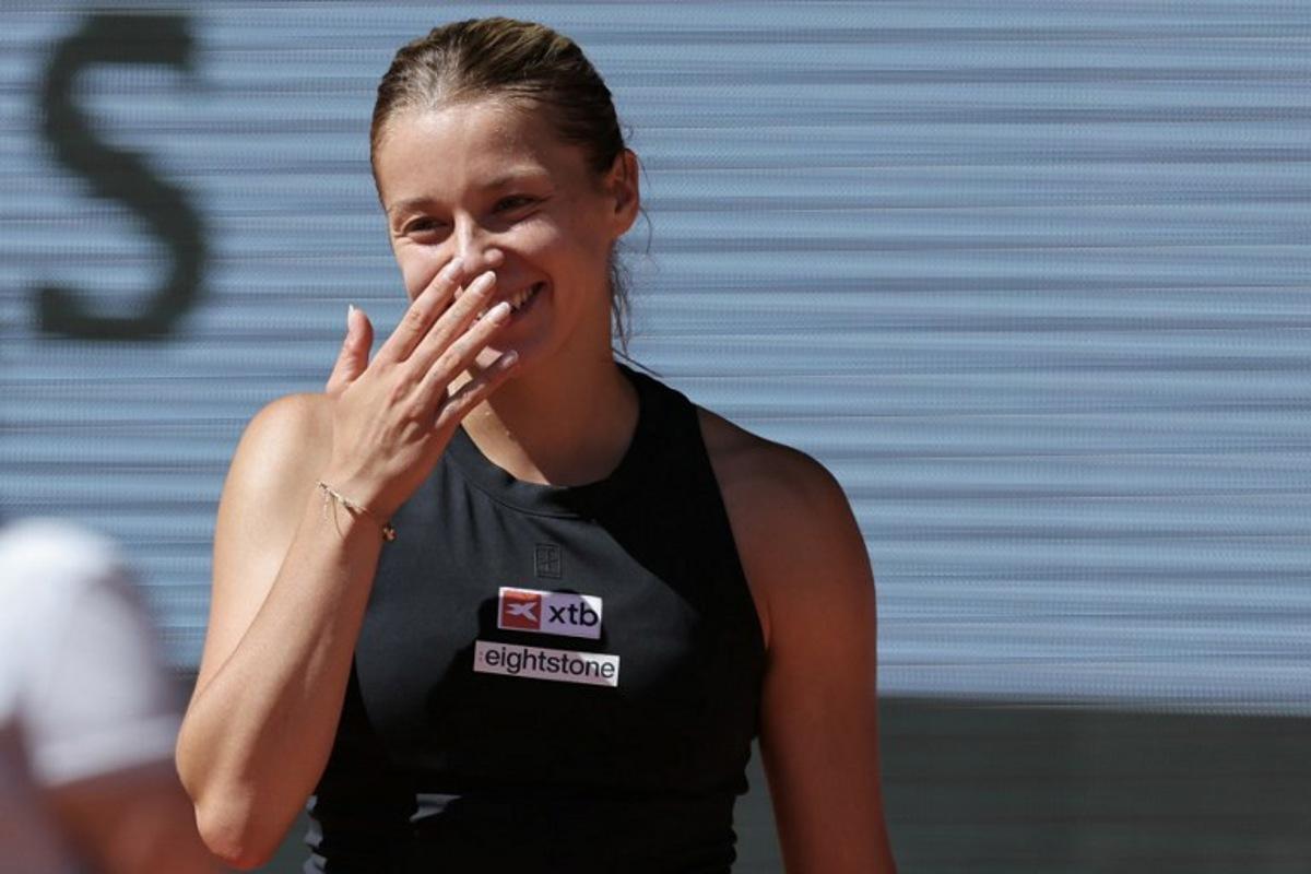 Poland's Maja Chwalinska celebrates after winning against France's Diane Parry at the end of their women's singles match on day 9 of the French Open tennis tournament on Court Philippe-Chatrier at the Roland-Garros Complex in Paris on June 1, 2026.  Thomas SAMSON / AFP