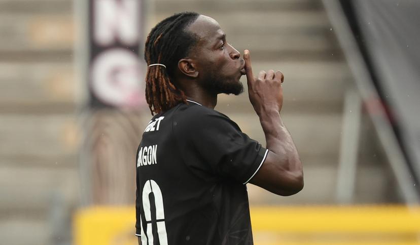 Charleroi's Parfait Guiagon celebrates after scoring during a soccer match between Sporting Charleroi and Oud-Heverlee Leuven, Sunday 09 August 2026 in Charleroi, on day 1 of the 2026-2027 'Jupiler Pro League' first division of the Belgian championship. BELGA PHOTO VIRGINIE LEFOUR