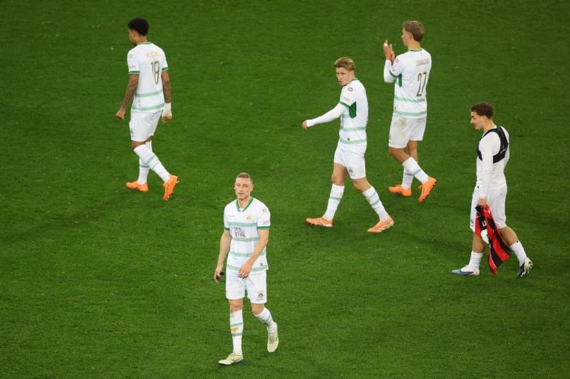 Eagles' players leave the pitch after losing the Europa League football match between OGC Nice and Go Ahead Eagles at Allianz Riviera stadium in Nice on January 22, 2026. Valery HACHE / AFP