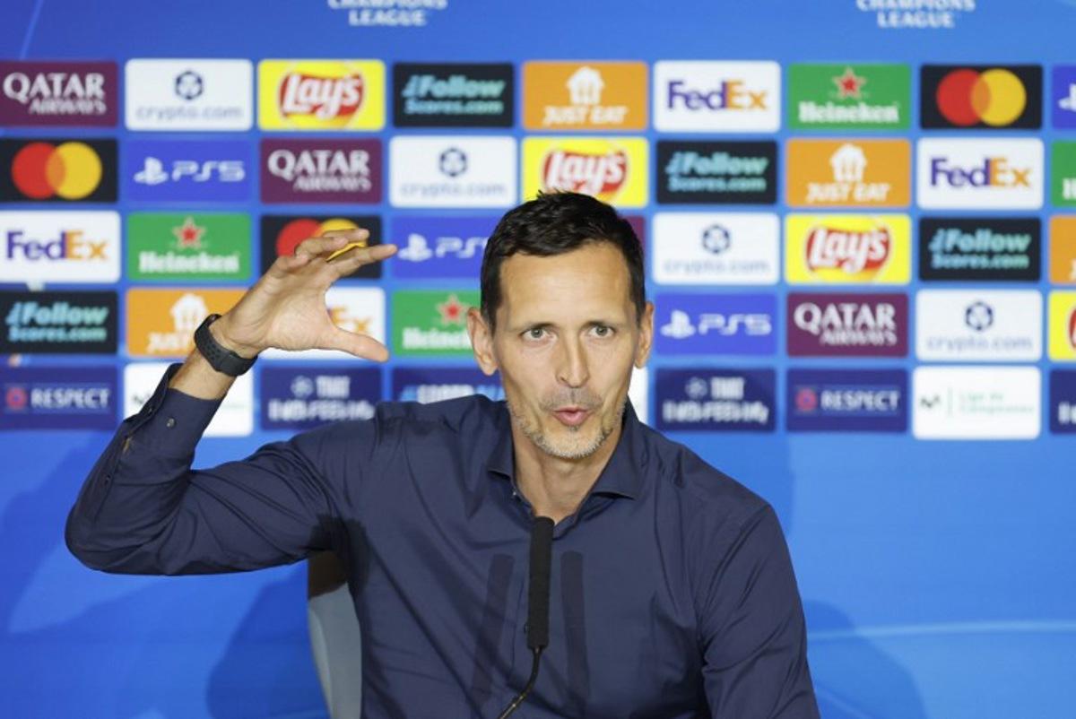 Eintracht Frankfurt's German coach Dino Toppmoller gives a press conference on the eve of the UEFA Champions League league phase day 2 football match between Club Atletico de Madrid and Eintracht Frankfurt at the Metropolitano stadium in Madrid on September 29, 2025. Oscar DEL POZO / AFP
