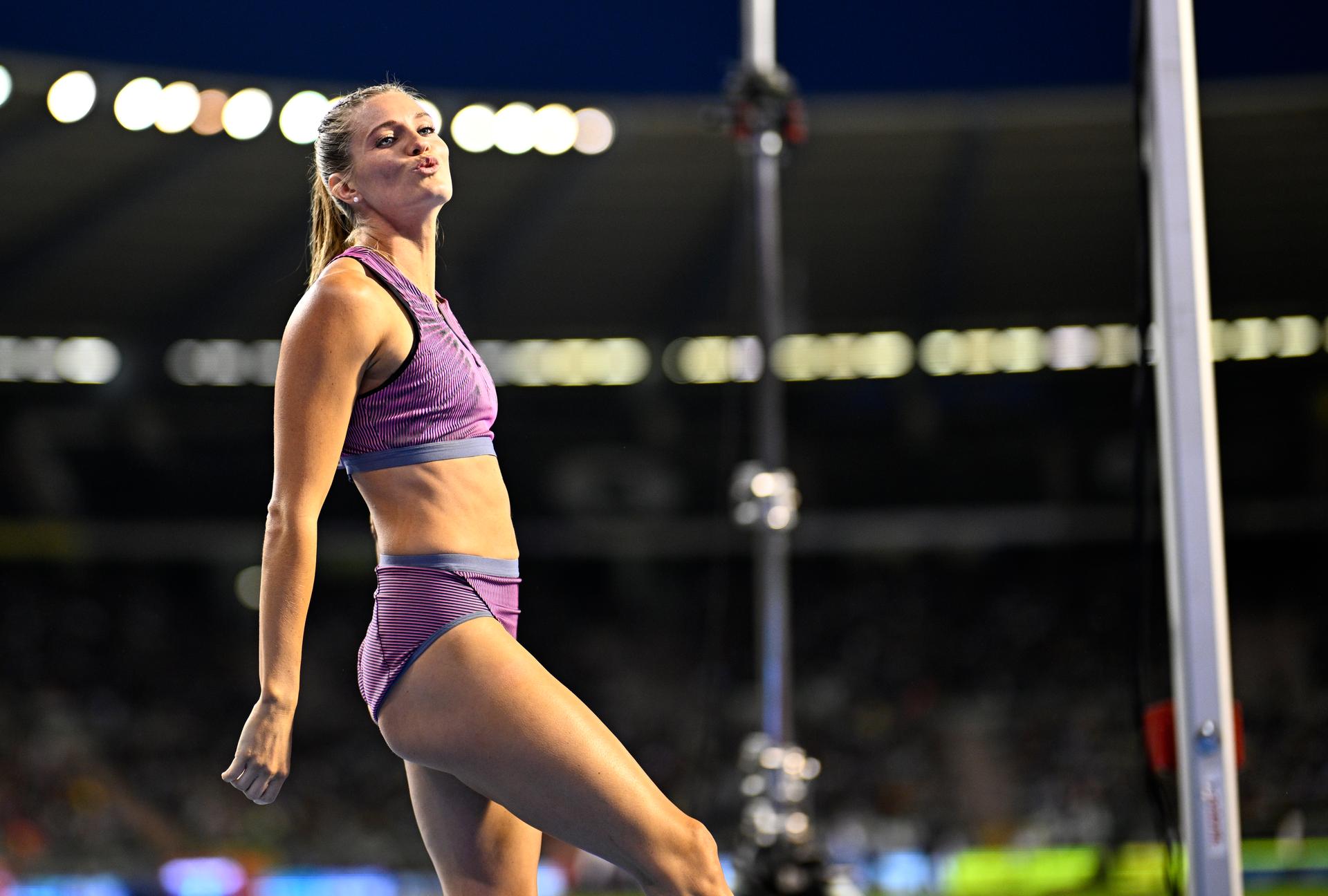 Canadian Alysha Newman pictured during the women's pole vault competition, at the 48th edition of the Memorial Van Damme athletics event in Brussels, Saturday 14 September 2024. The 2024 Allianz Memorial Van Damme Diamond League meeting takes place on 13 and 14 September 2O24. BELGA PHOTO JASPER JACOBS