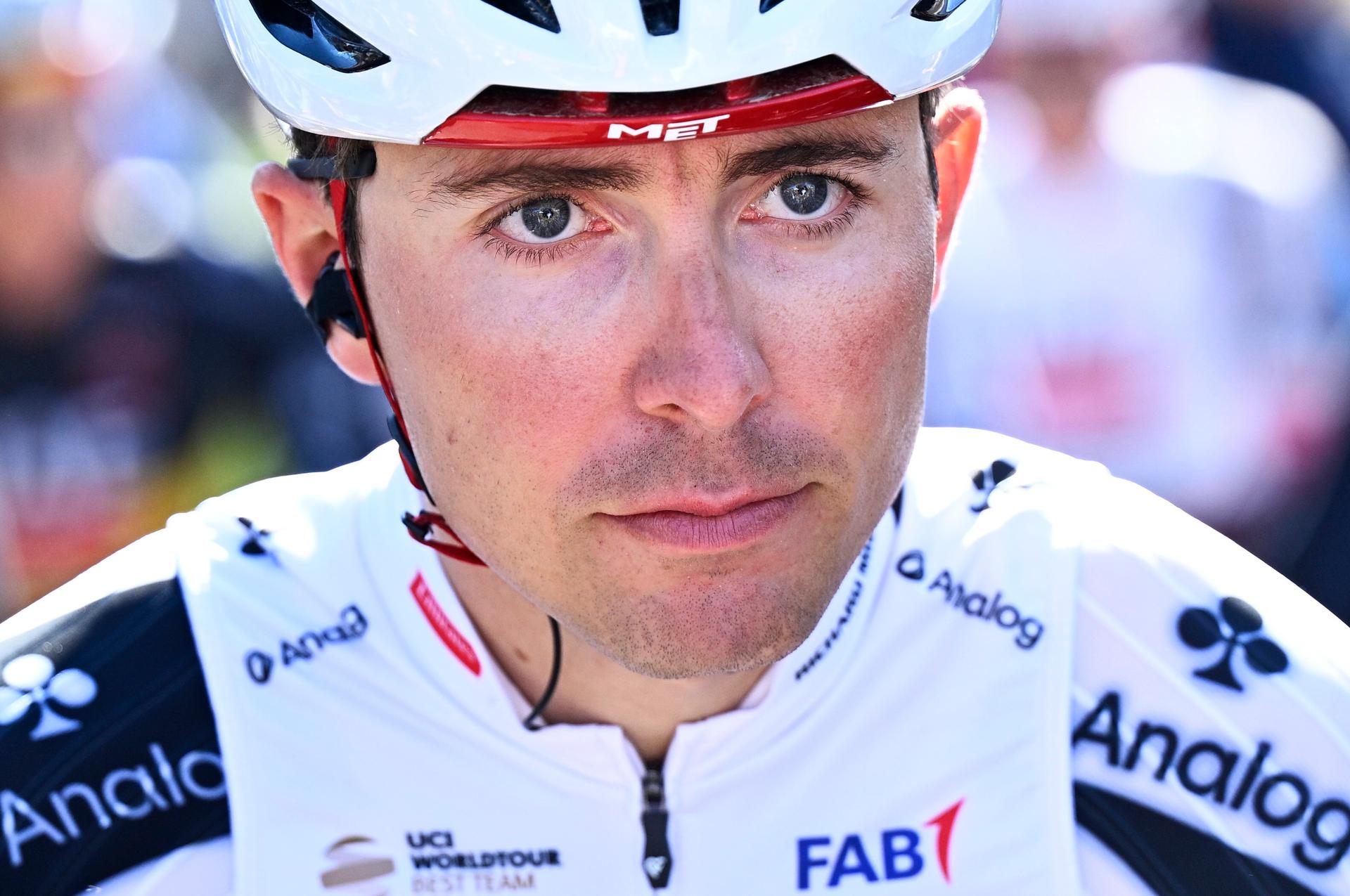 French Benoit Cosnefroy of UAE Team Emirates-XRG pictured at the start of the men's race of the 90th edition of the 'La Fleche Wallonne', one day cycling race (Waalse Pijl - Walloon Arrow), 200 km from Herstal to Huy, Wednesday 22 April 2026. BELGA PHOTO JASPER JACOBS