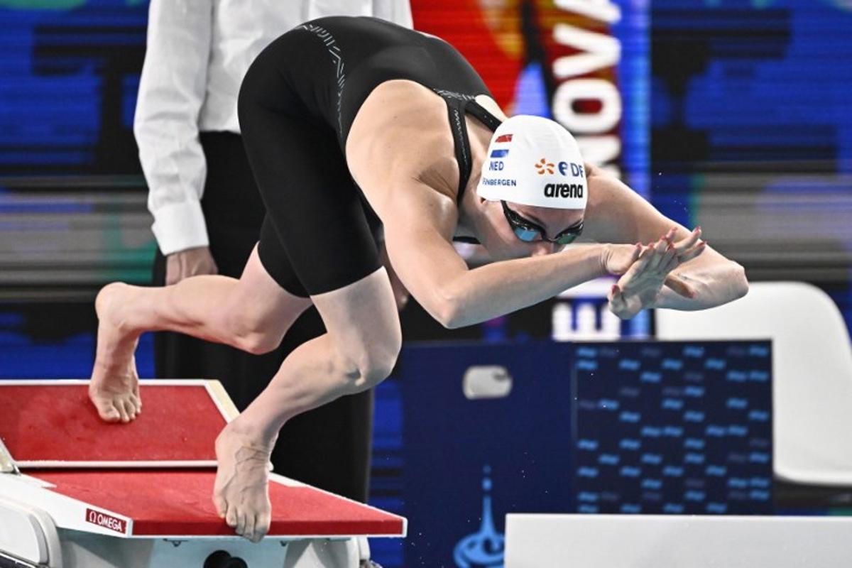 Netherlands' Marrit Steenbergen dives as she takes the start of a semi-final of the women's 100m freestyle swimming event during the LEN European Aquatics Championships at the Olympic Aquatic Centre in Saint-Denis, northern suburbs of Paris, on August 10, 2026. JULIEN DE ROSA / AFP