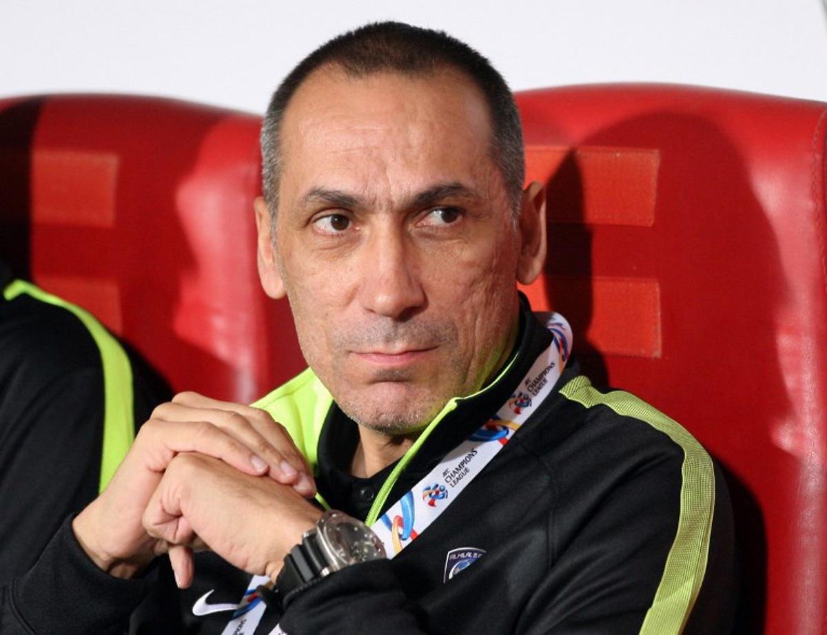 Saudi Al-Hilal's head coach Georgios Donis of Greece watches during their Asian Champions League group C football match against Emirati club Al-Jazira at Mohammed Bin Zayed Stadium on March 15, 2016 in Abu Dhabi. STRINGER / AFP