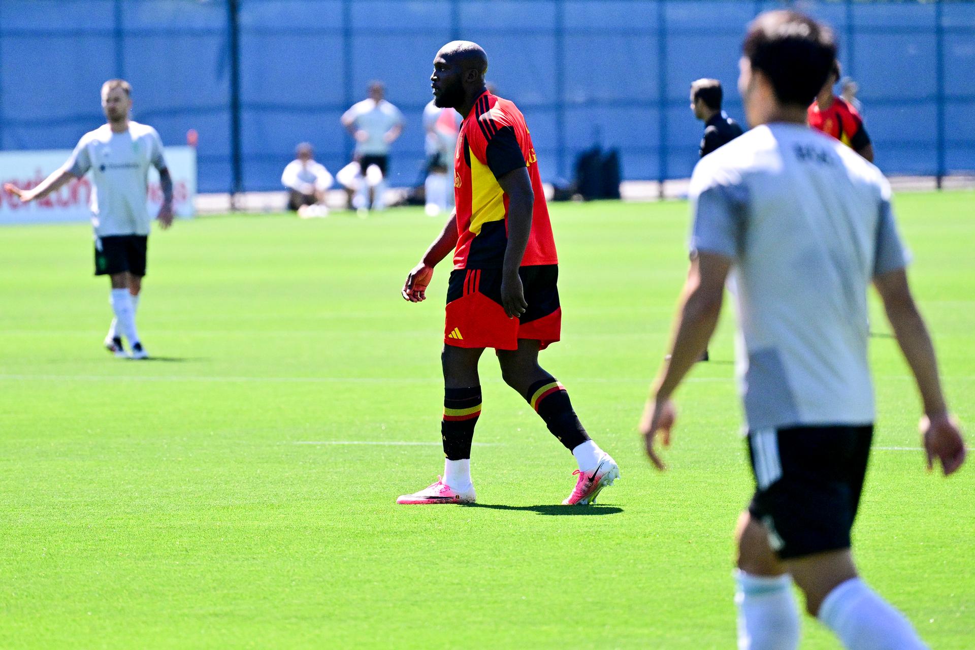 Belgium's Romelu Lukaku pictured during a friendly game between Belgium's players who didn't start yesterday and Seattle Sounders, at a training of Belgian national soccer team Red Devils, at the basecamp in Seattle, USA on Tuesday 16 June 2026, after their first game against Egypt at the FIFA World Cup 2026. The match ended in a 1-1 draw. BELGA PHOTO DIRK WAEM