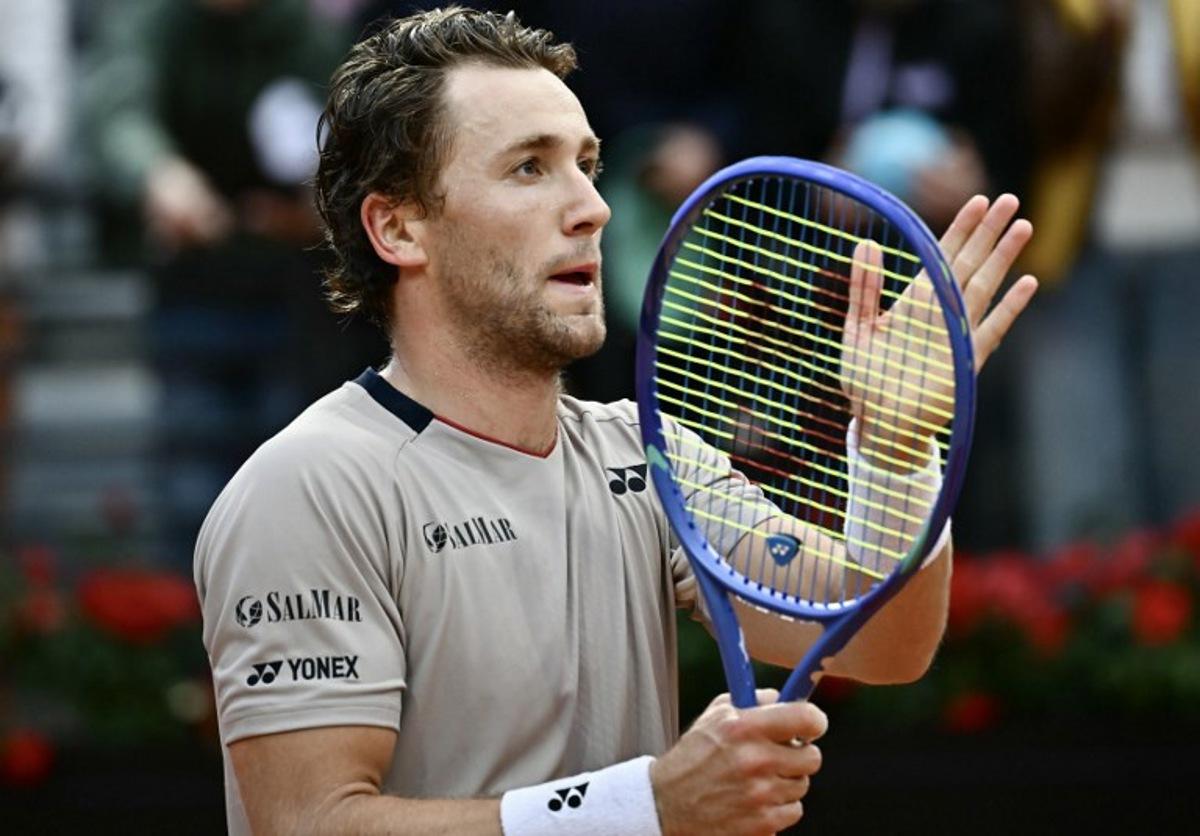 Norway's Casper Ruud celebrates after winning against Russia's Karen Khachanov during the ATP Rome Open tennis tournament at Foro Italico in Rome on May 13, 2026. Filippo MONTEFORTE / AFP