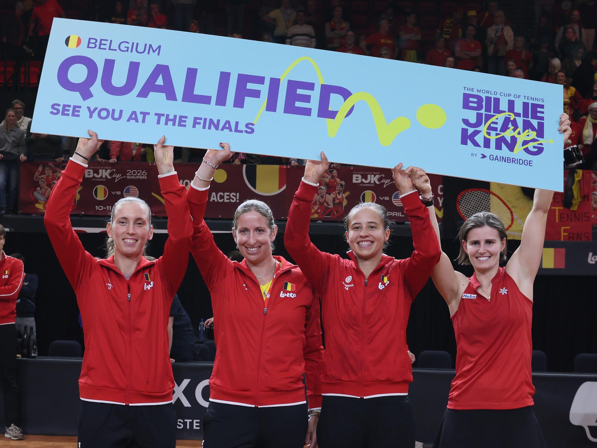 Belgium's team picture after the fourth game between Belgian Minnen and US' Jovic on the second day of the qualifiers of the Billie Jean King Cup tennis between Belgium and the USA, in Oostende, Belgium, on . The meeting takes place on 10 and 11th April. PHOTO BENOIT DOPPAGNE