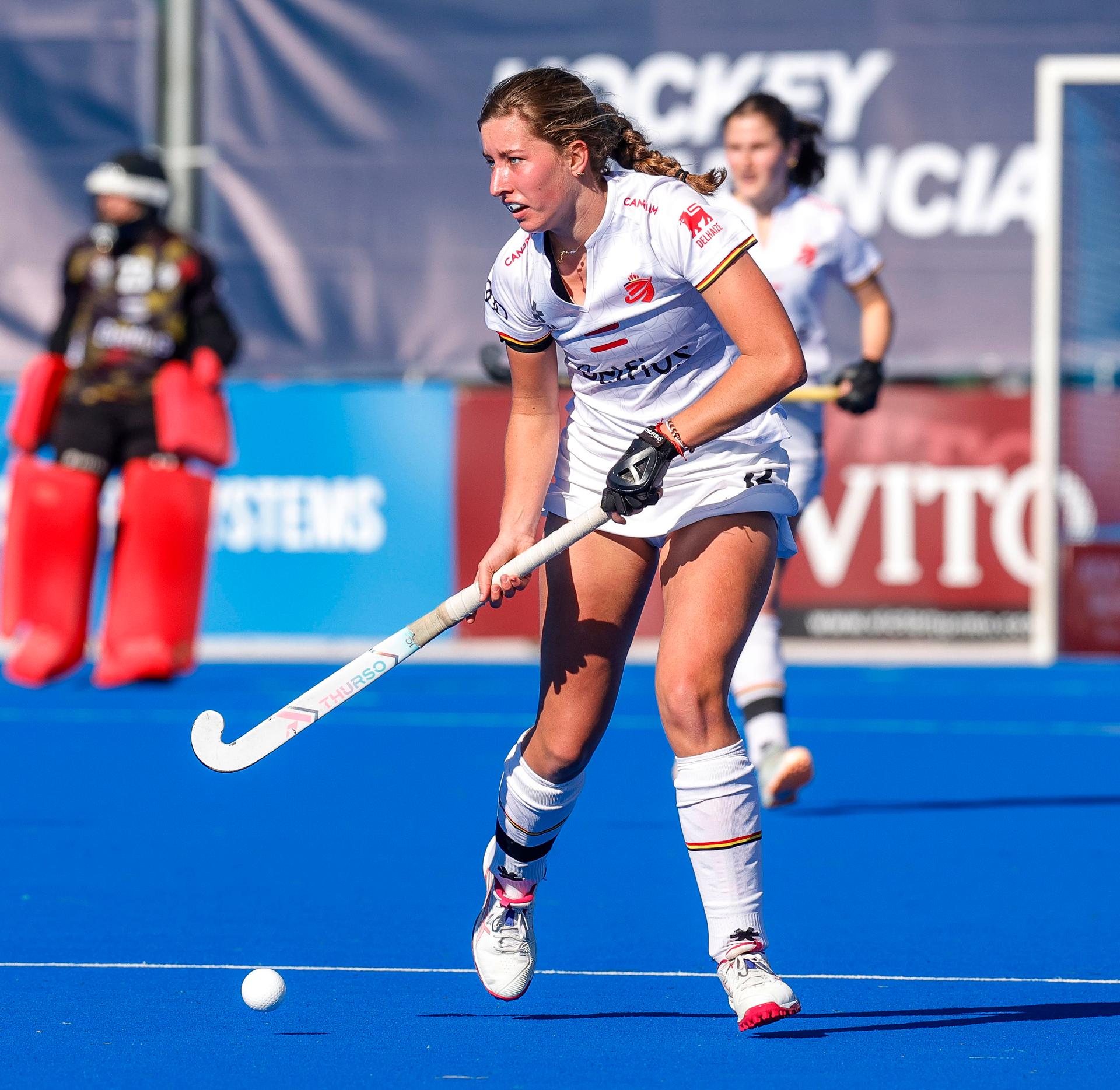Belgium's Agathe Favart pictured in action during a hockey game between Belgian national team Red Panthers and Spain, The fifth game (out of 16) in the group stage of the 2025-2026 women's FIH Pro League, Thursday 05 February 2026 in Valencia, Spain. BELGA PHOTO DAVID GONZALEZ