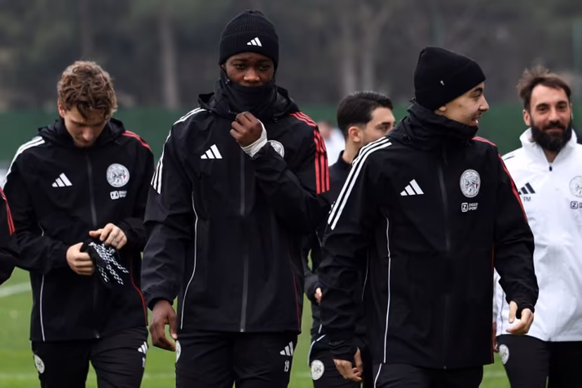 Ajax's Dutch forward #19 Don-Angelo Konadu attends a training session at the Neftchi football center in Baku on December 9, 2025, on the eve of the UEFA Champions League league phase football match between Qarabag and Ajax. Giorgi ARJEVANIDZE / AFP