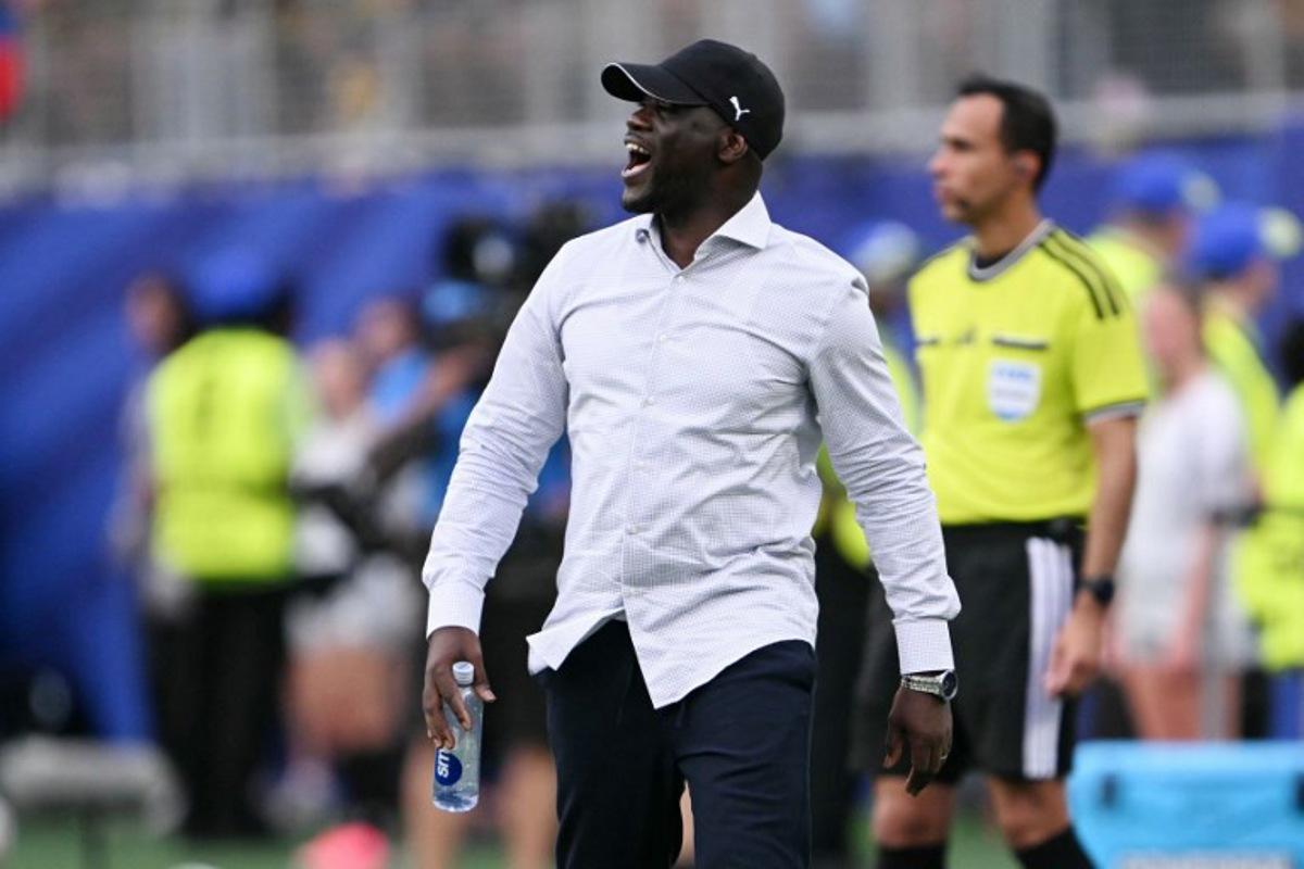 Ivory Coast's head coach Emerse Fae ggestures on the touchline during the 2026 World Cup Group E football match between Ivory Coast and Ecuador at the Philadelphia Stadium in Philadelphia on June 14, 2026. MAURO PIMENTEL / AFP