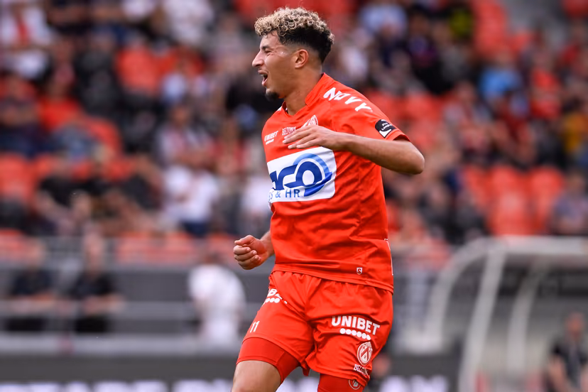 Kortrijk's Amine Benchaib looks dejected during a soccer match between RFC Seraing and KV Kortrijk, Sunday 31 July 2022 in Seraing, on day 2 of the 2022-2023 'Jupiler Pro League' first division of the Belgian championship. BELGA PHOTO LAURIE DIEFFEMBACQ