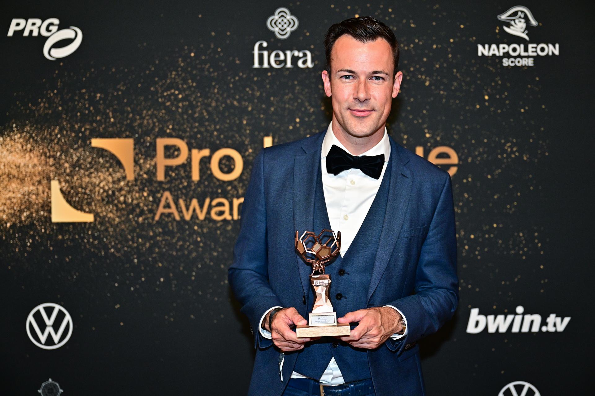 referee Bram Van Driessche poses for the photographer during the Pro League Awards 2026, for the best players in the 1st and 2nd divisions of the 2025-2026 Belgian soccer championships, on Monday 25 May 2026, in Antwerp. BELGA PHOTO DIRK WAEM