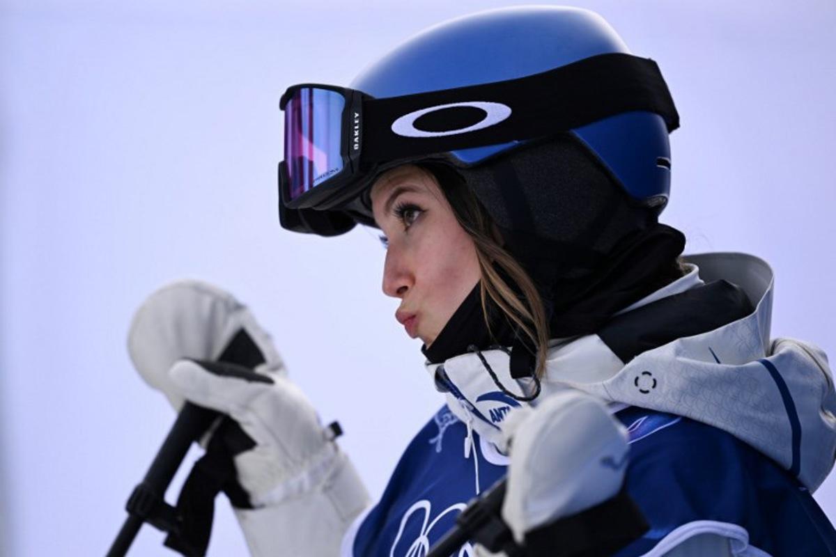 China's Gu Ailing Eileen reacts after competing in the freestyle skiing women's freeski slopestyle final run 2 during the Milano Cortina 2026 Winter Olympic Games at Livigno Snow Park-Slopestyle, in Livigno (Valtellina), on February 9, 2026. Kirill KUDRYAVTSEV / AFP